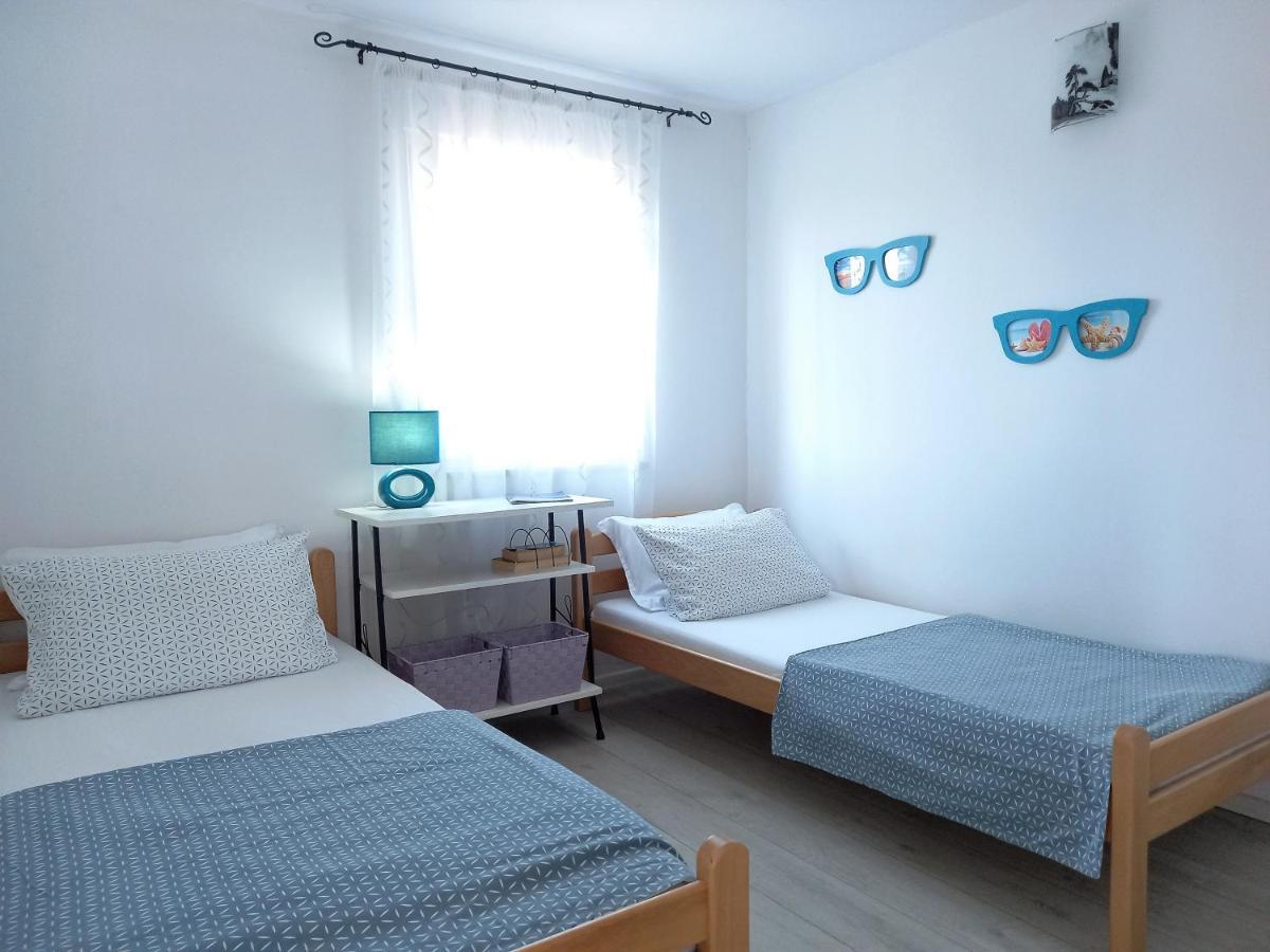 Apartments Antunovic ウマグ エクステリア 写真
